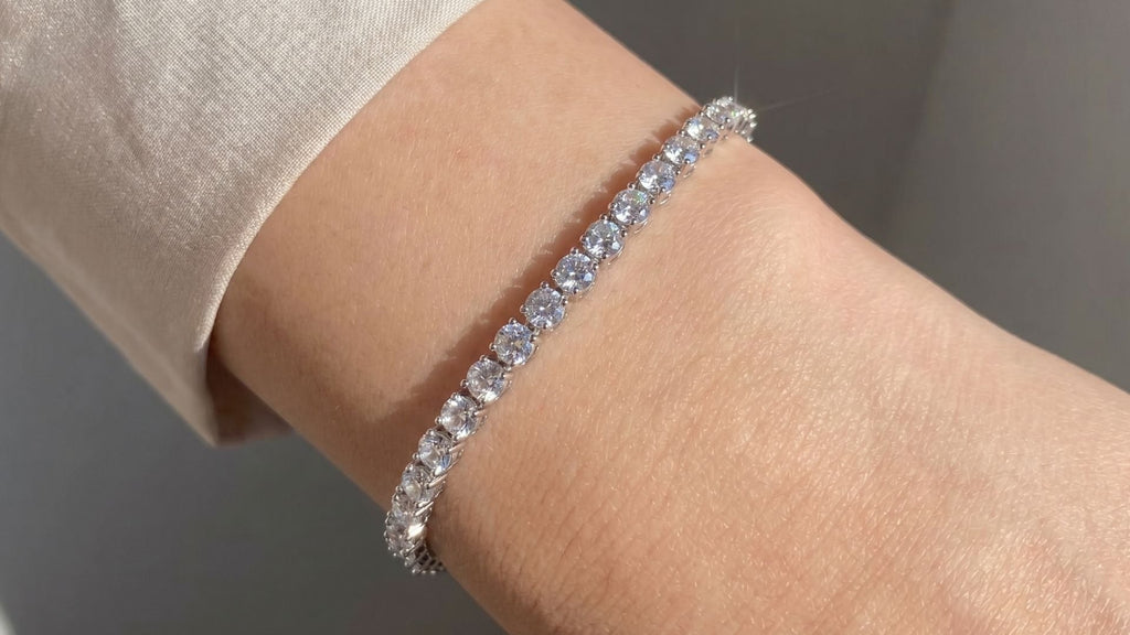 How to Pick the Perfect Silver Bracelet: A Guide You'll Actually Use