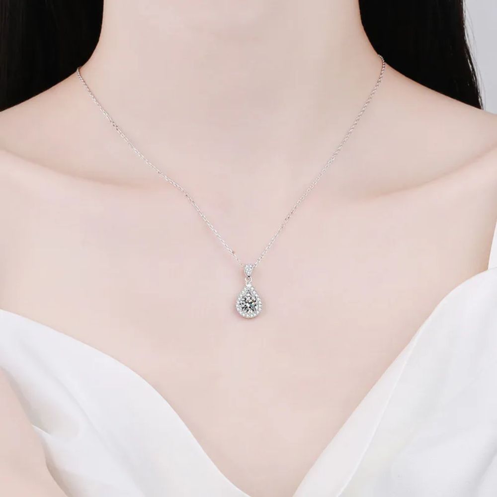 Premium Moissanite  Droplet Necklace