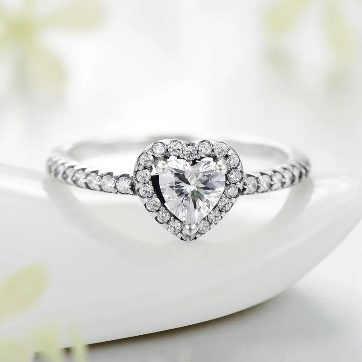 Eternal Heart Halo Ring