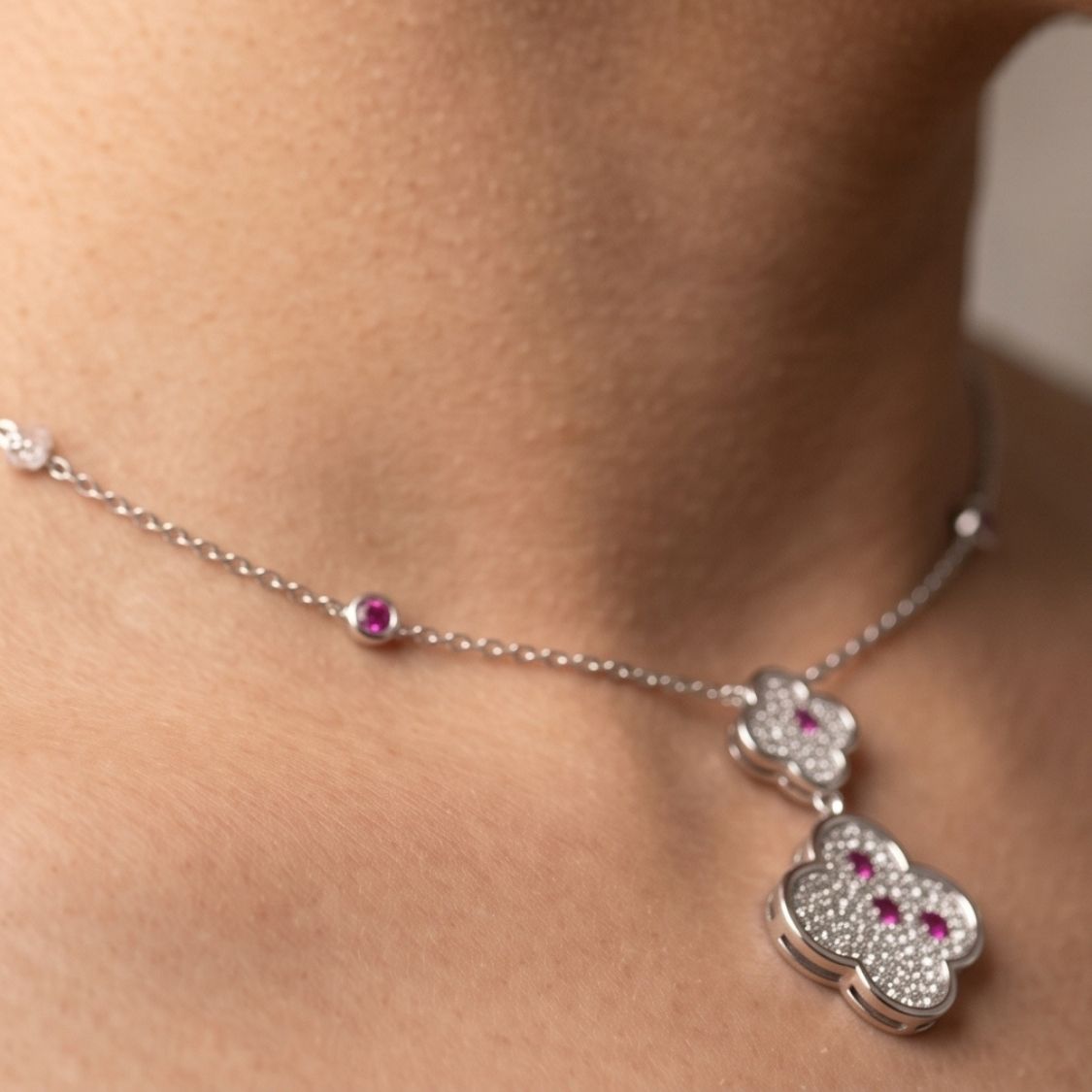 Ruby Clover Necklace Set