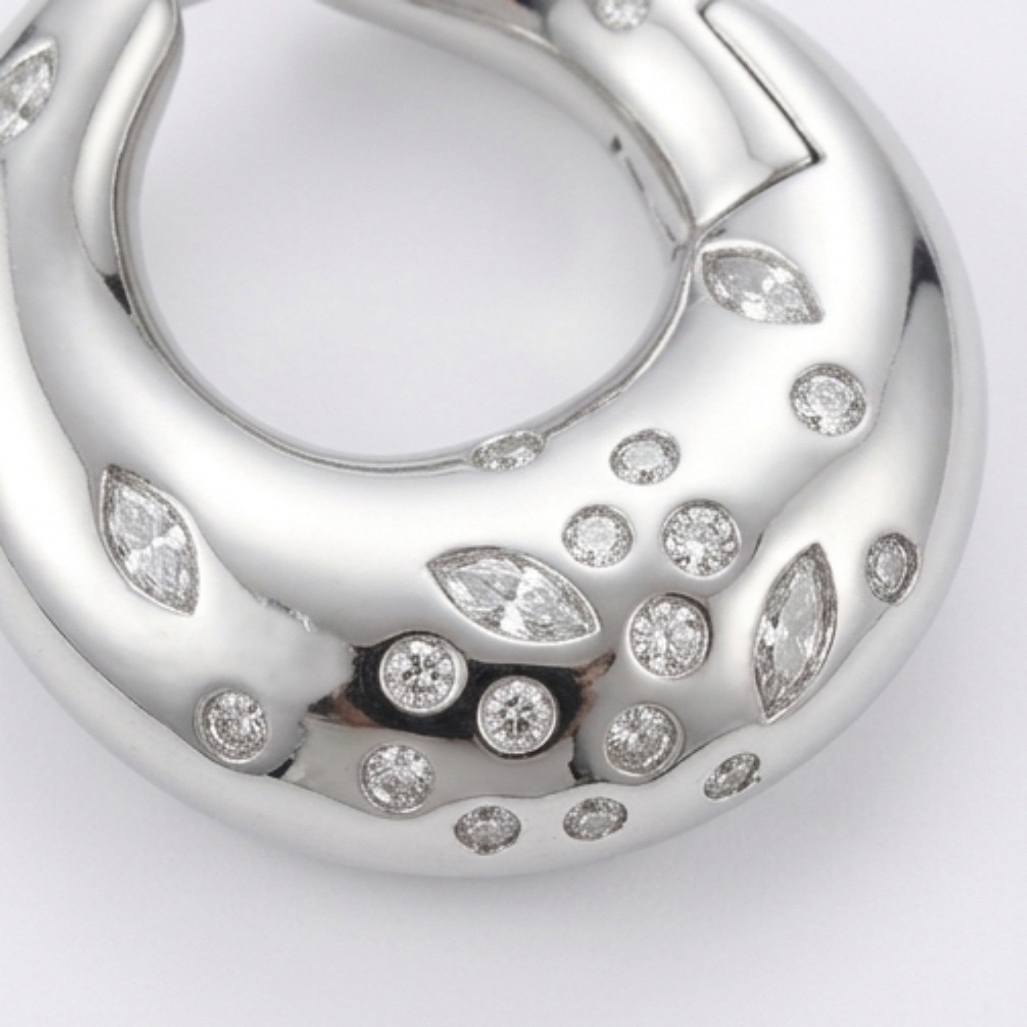 Aurelia Hoop Earrings